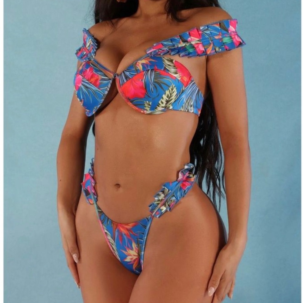 Fashionnova swimsuit
